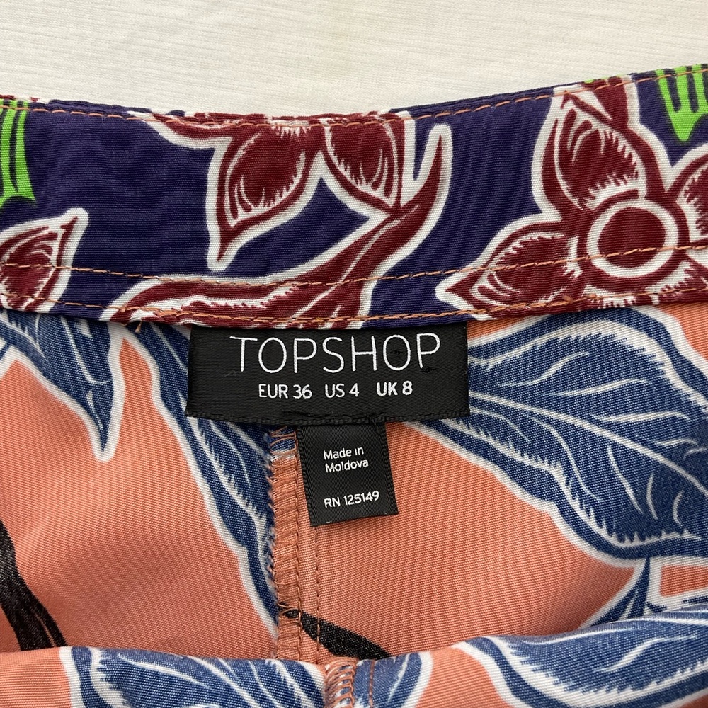 Topshop Floaty Short Orange w/Blue Floral Design Side Zipper Scalloped Hem Sz 4 - Picture 2 of 14